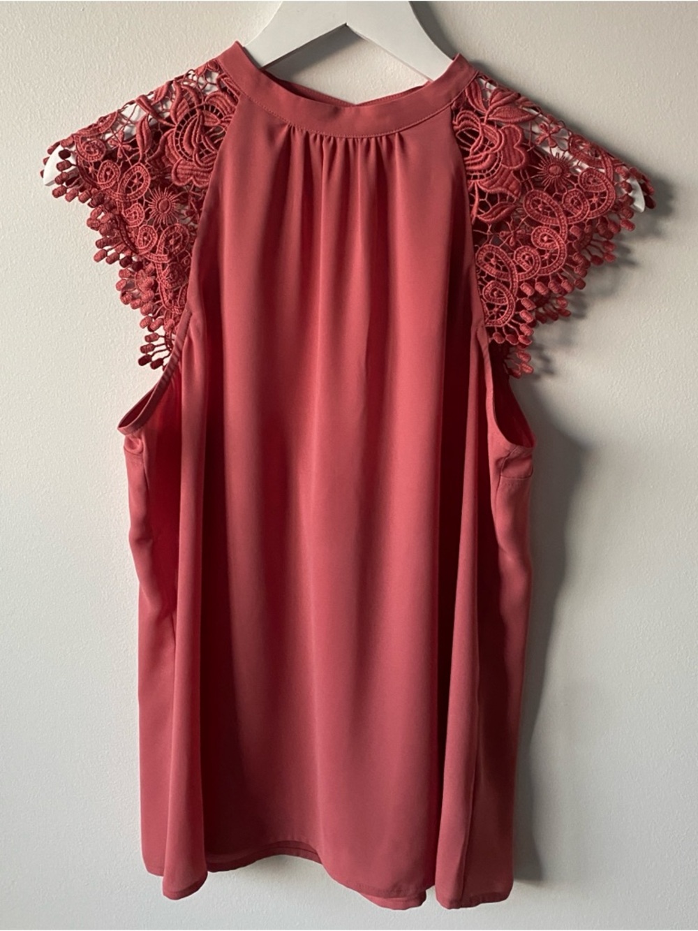 Express Lace Cap Sleeve Shell Top - Rose